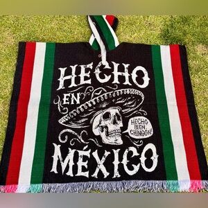 Mexico handcrafted alpaca poncho, unisex, one size, made in Ecuador.